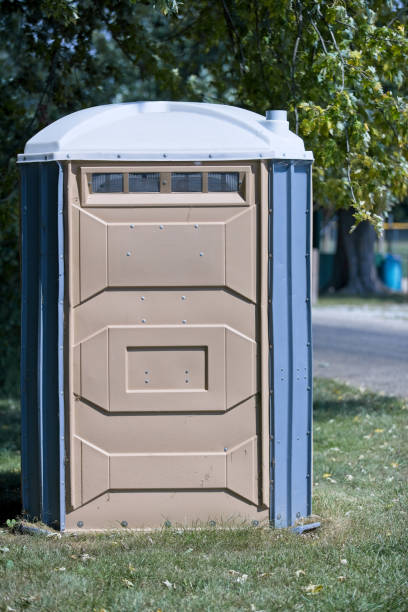 Best Portable restroom trailer rental  in Summerside, OH